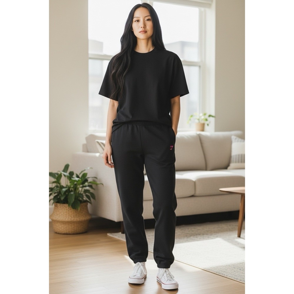 Gymshark Women's I Heart Gym Joggers XL Black NWT
